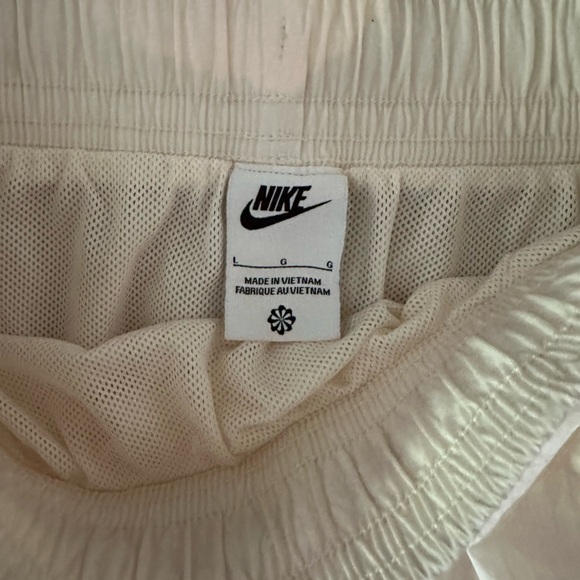 Nike Sportswear Heritage Women’s high waisted woven mini skirt - Picture 10 of 11